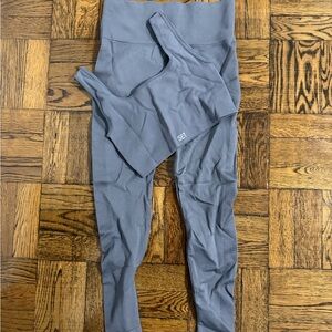 SET Active Gray Leggings